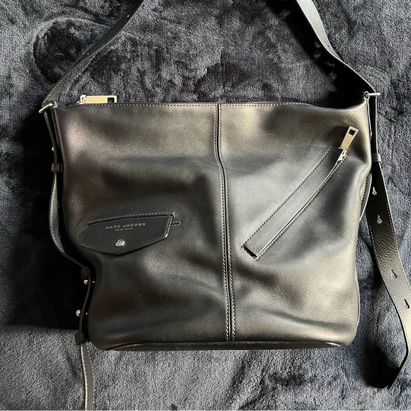 WOMENS MARC JACOBS LEATHER BAG! - Picture 1 of 9